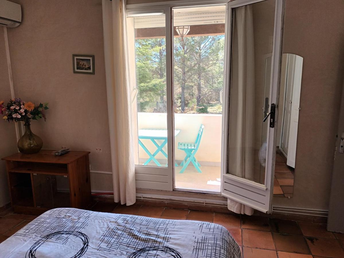 Chambres Tomate, Dans Maison Avec Petit Escalier A 6Km Du Festival De Piano De La Roque D'Antheron Rognes Eksteriør billede